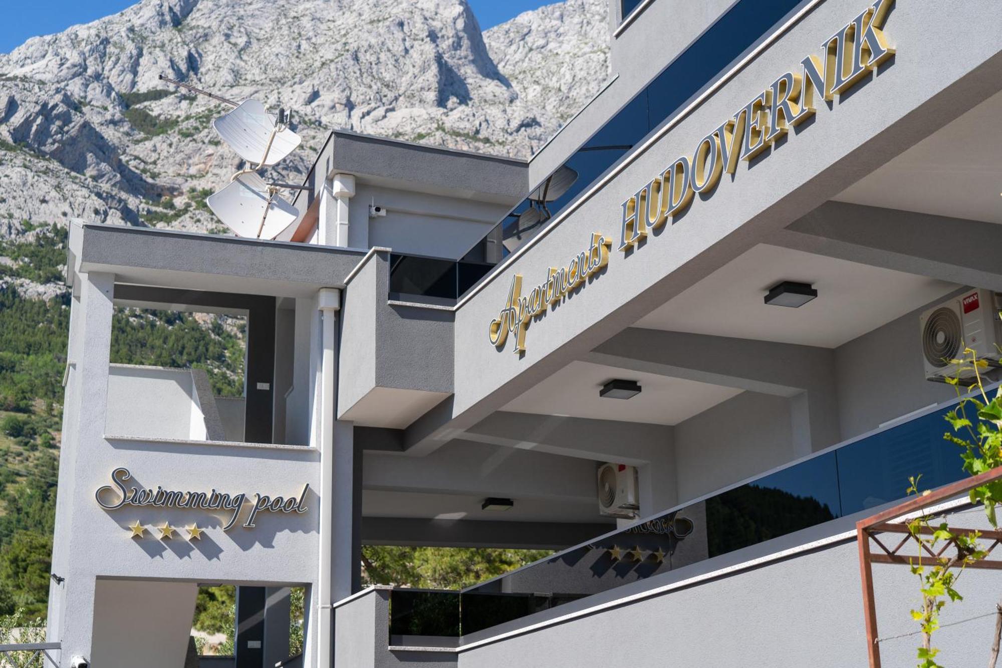 Apartments Hudovernik Baška Voda Exteriör bild