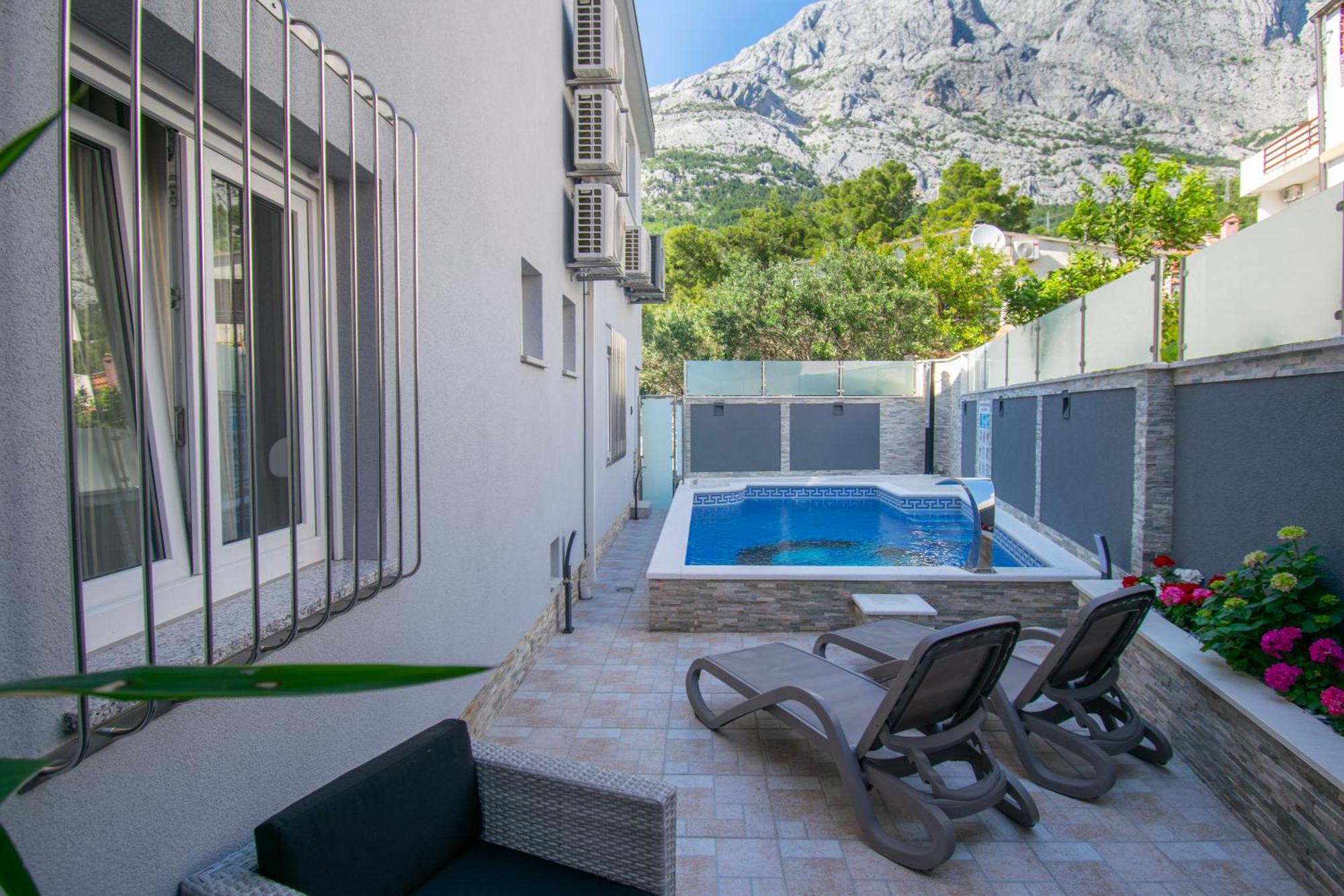 Apartments Hudovernik Baška Voda Exteriör bild
